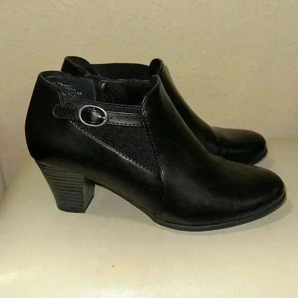 Croft and Barrow ankle boots size 8.5 - Picture 5 of 6